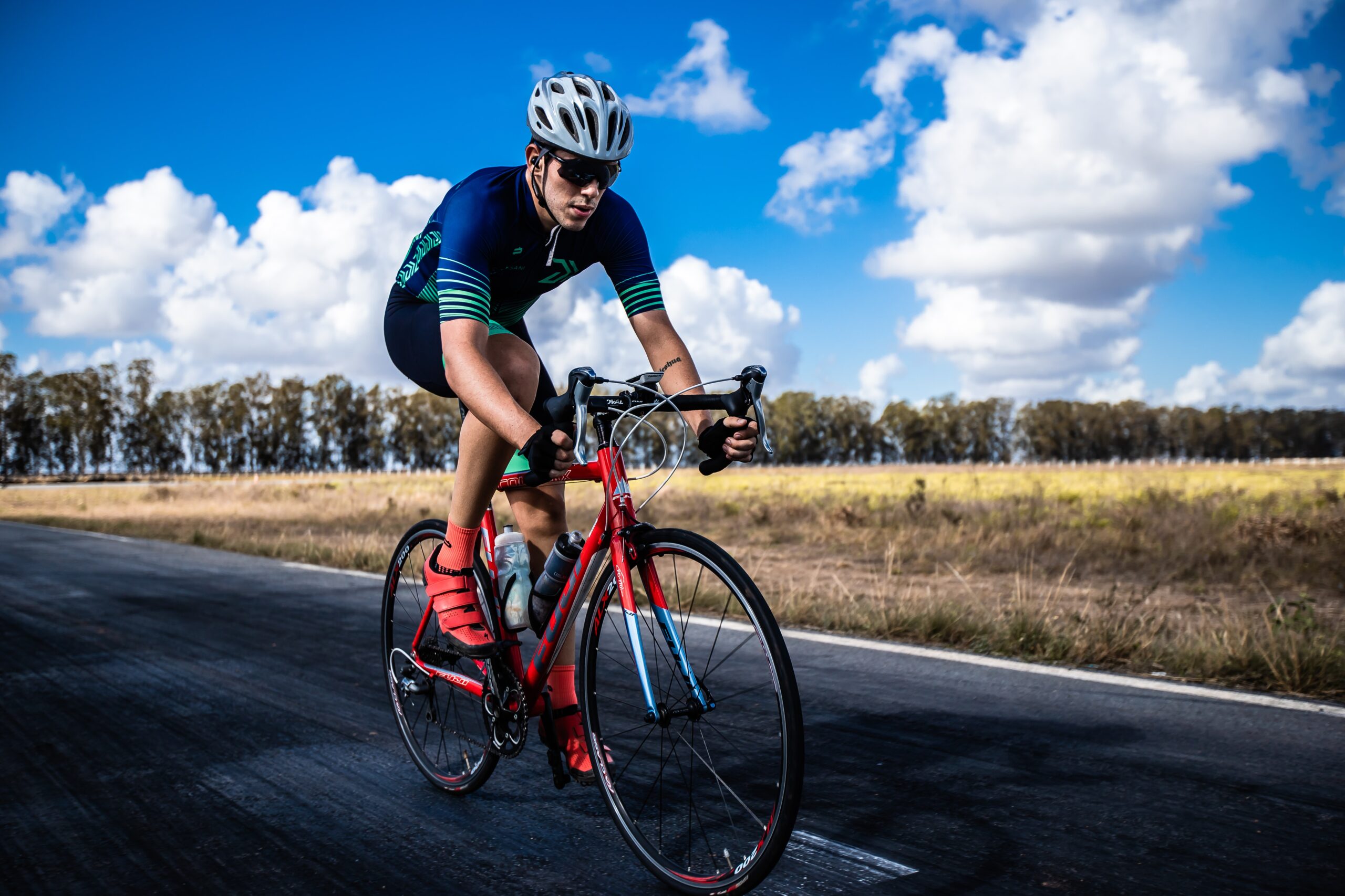 Tips for Cycling In Summer Hot Weather 4 pexels alexandre saraiva carniato 5970279 scaled